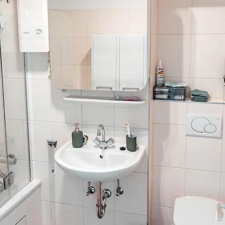 2 Zimmer Apartment Mit Blick Auf Den Koelner Dom Apartmán